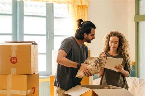 Budgeting for Your Move: Determining the Costs of Relocating