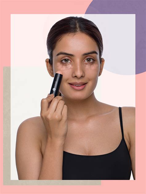 Camouflaging Under Eye Bags with Makeup Techniques