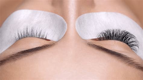 Caring for Your Eyelashes: Maintenance and Removal Tips