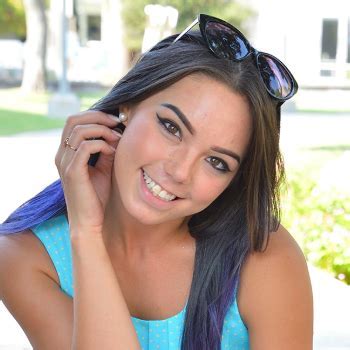 Carmen Ftv's Physical Appearance and Style