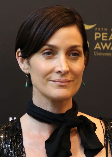 Carrie Anne Moss: A Comprehensive Look