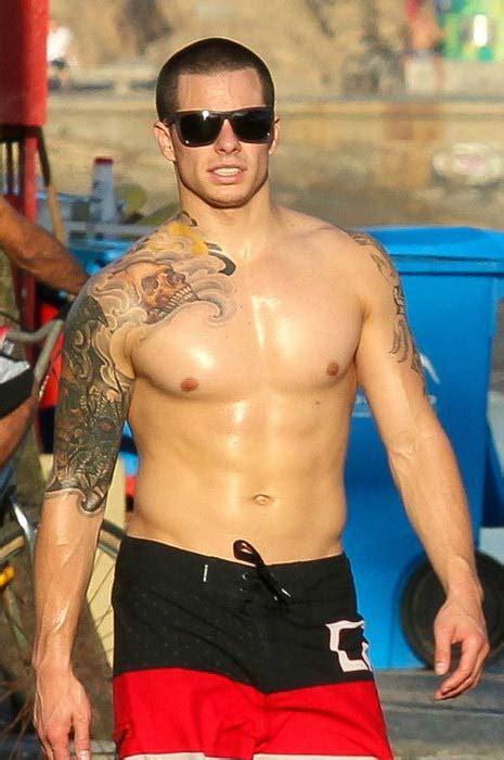 Casper Smart's Height and Physique