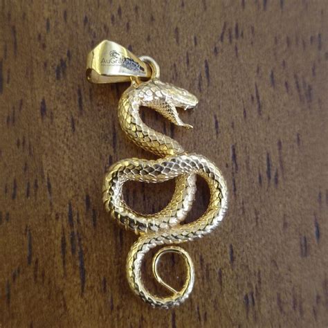 Celebrities and Their Enchantment with Serpent-Inspired Adornments