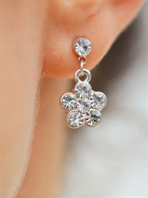 Choosing the Ideal Earrings for Every Occasion