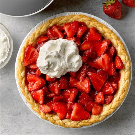 Choosing the Perfect Strawberries for Your Pie