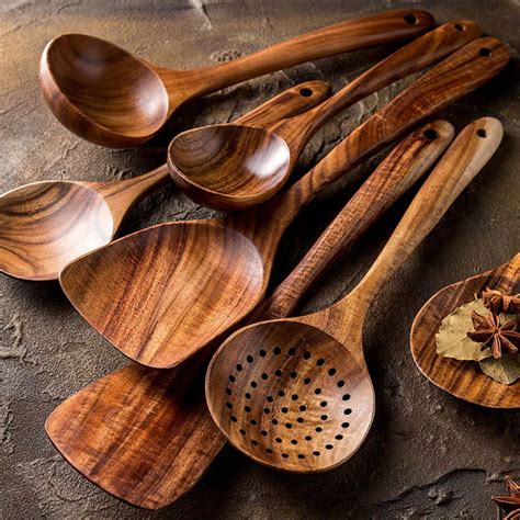 Choosing the Perfect Wood for Your Handcrafted Utensils