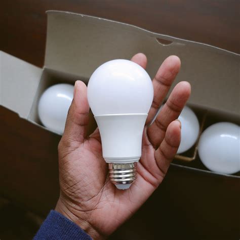 Choosing the Right Light Bulb for Your Needs