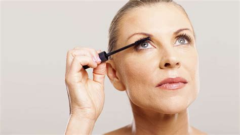 Choosing the Right Products for Brow Maintenance