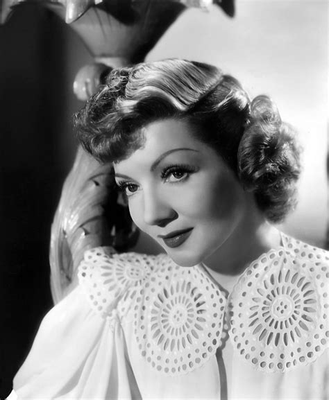 Claudette Colbert's Height: An In-Depth Analysis