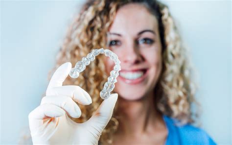 Common Mistakes to Avoid with Retainer Care