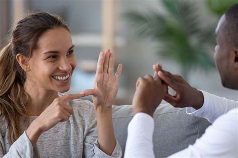 Connecting with the Deaf Community: Exploring the Symbolism and Meaning of Sign Language in Dreams