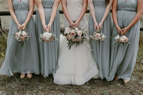 Coordinating Your Azure Gown Wedding Theme: From Bouquets to Bridesmaids