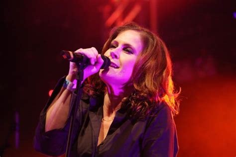 Counting the Cash: Alison Moyet's Impressive Net Worth