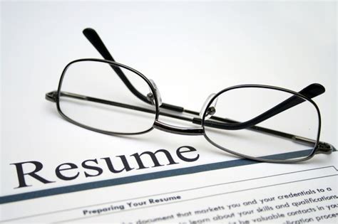 Crafting an Impressive Resume and Cover Letter