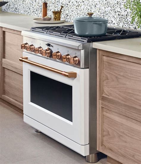 Create a Chic and Clean Look with a White Stove