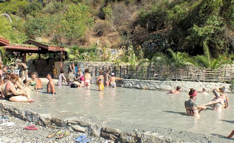 Creating a Relaxing Atmosphere for an Enjoyable Home Mud Bath Experience