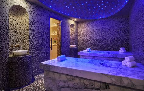 Creating a Spa-Like Experience with Luxury Amenities