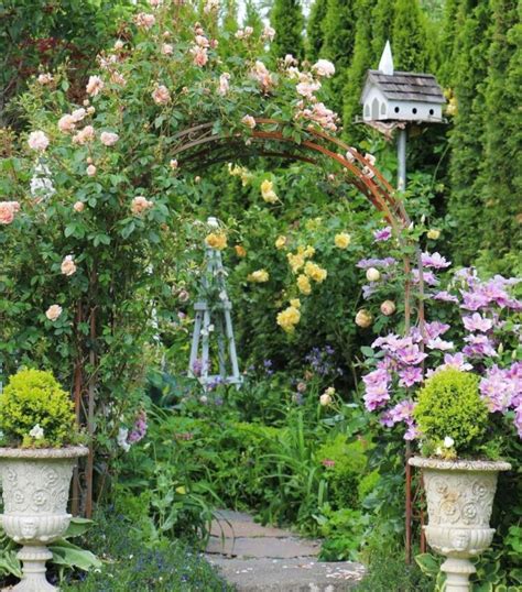 Creating an Enchanting Garden Wonderland: Ideas for Infusing Whimsy