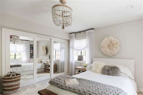 Creating the Perfect Ambiance: Lighting Ideas for Your Expansive Bedroom