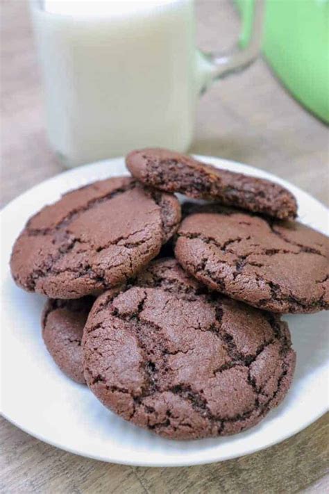 Creative Twists on Traditional Chocolate Cookie Recipes