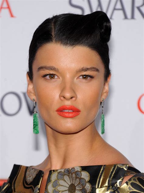 Crystal Renn Biography and Career Journey