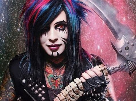 Dahvie Vanity's Controversies and Scandals