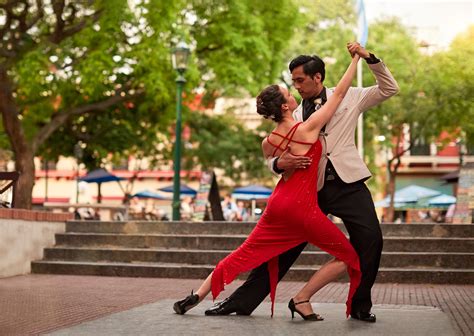 Dance Styles for Couples: From Tango to Salsa