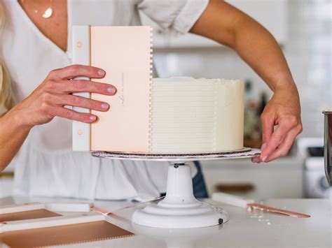 Decorating Your Cake: Tips and Tricks for an Astonishing Presentation