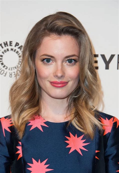 Details about Gillian Jacobs's years on Earth and how far she reaches