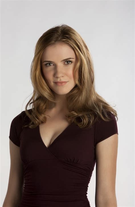 Details about Sara Canning's Age