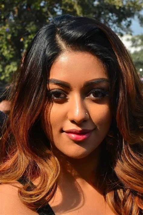 Details of Anu Emmanuel: Her Age, Height, Body Measurements, Financial Status, and Full Biography