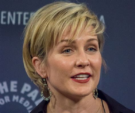 Discover Amy Carlson's Age and Birthdate