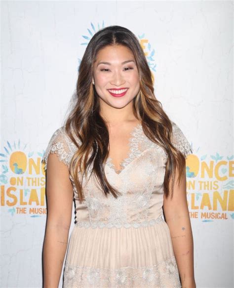 Discover Jenna Ushkowitz: Biography, Years, Stature, Shape, Financial Status