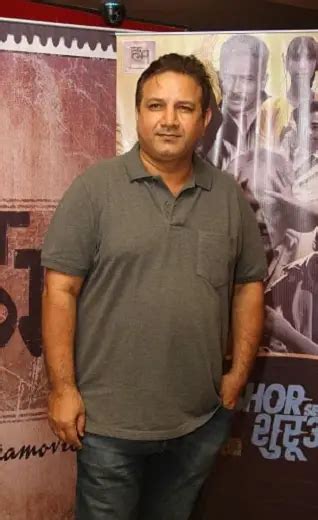 Discover Kumud Mishra’s Physique and Body Measurements