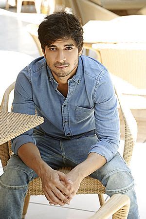 Discover Tahir Raj Bhasin's Biography