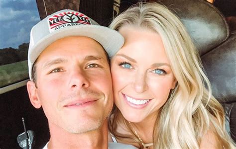 Discover the Age of Granger Smith's Spouse, Amber Bartlett