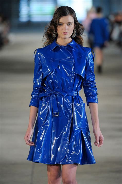 Discovering Blue-infused Fashion Trends: From Runways to Street Style