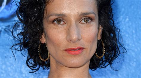 Discovering Indira Varma's height measurements