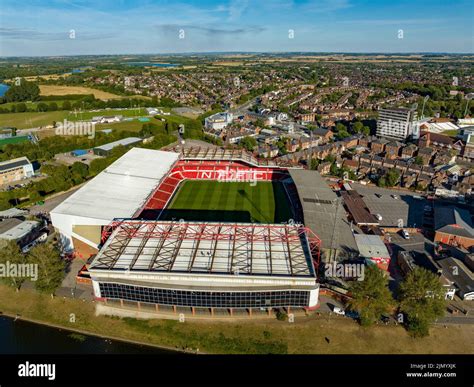 Discovering the Background of Meadow Lane