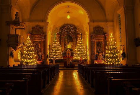 Discovering the Hidden Symbolism in Church Decorations