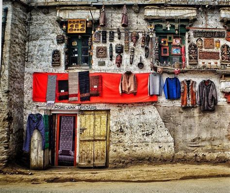 Discovering the Hidden Treasures: Shopaholic's Handbook to Street Bazaars