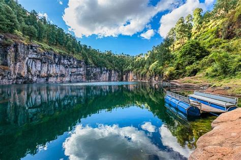 Dive into the Magic: Exploring Rivers' Enchanting Beauty