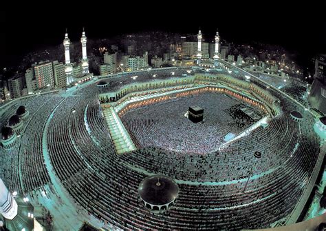 Dreaming of Entering Kaaba: A Personal Encounter with Islam's Sacred Sanctuary