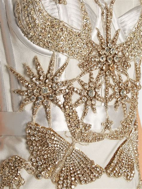 Dress Fabrics and Embellishments: The Secret to a Stunning Look