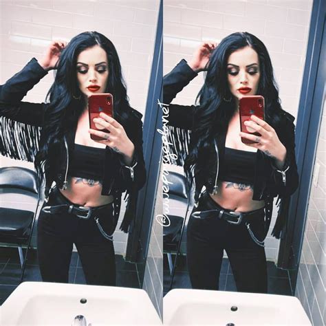 Early Days and Background of Saraya Hope