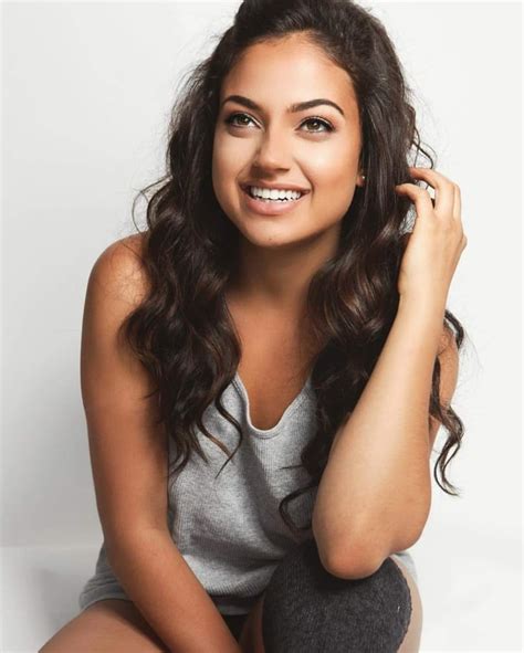 Early Life and Background of Inanna Sarkis