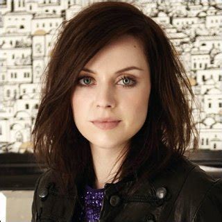 Early Life and Childhood Details about Amy Macdonald