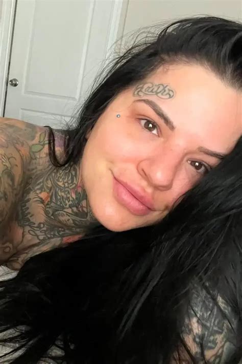 Early Life and Childhood of Heidi Lavon