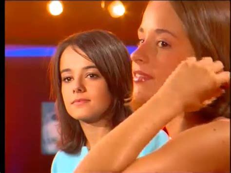 Early Life and Education of Alizee