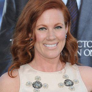 Early Life and Education of Elisa Donovan